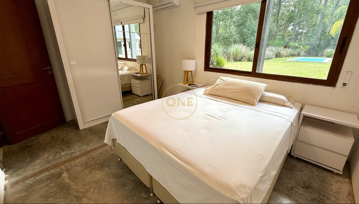 Casa ID.2464 - VENTA DE CASA EN PUNTA BALLENA CON TERRENO DE 4000M