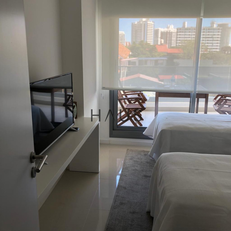 Apartamento ID.818 - Apartamento en venta 3 dormitorios en Punta Del Este