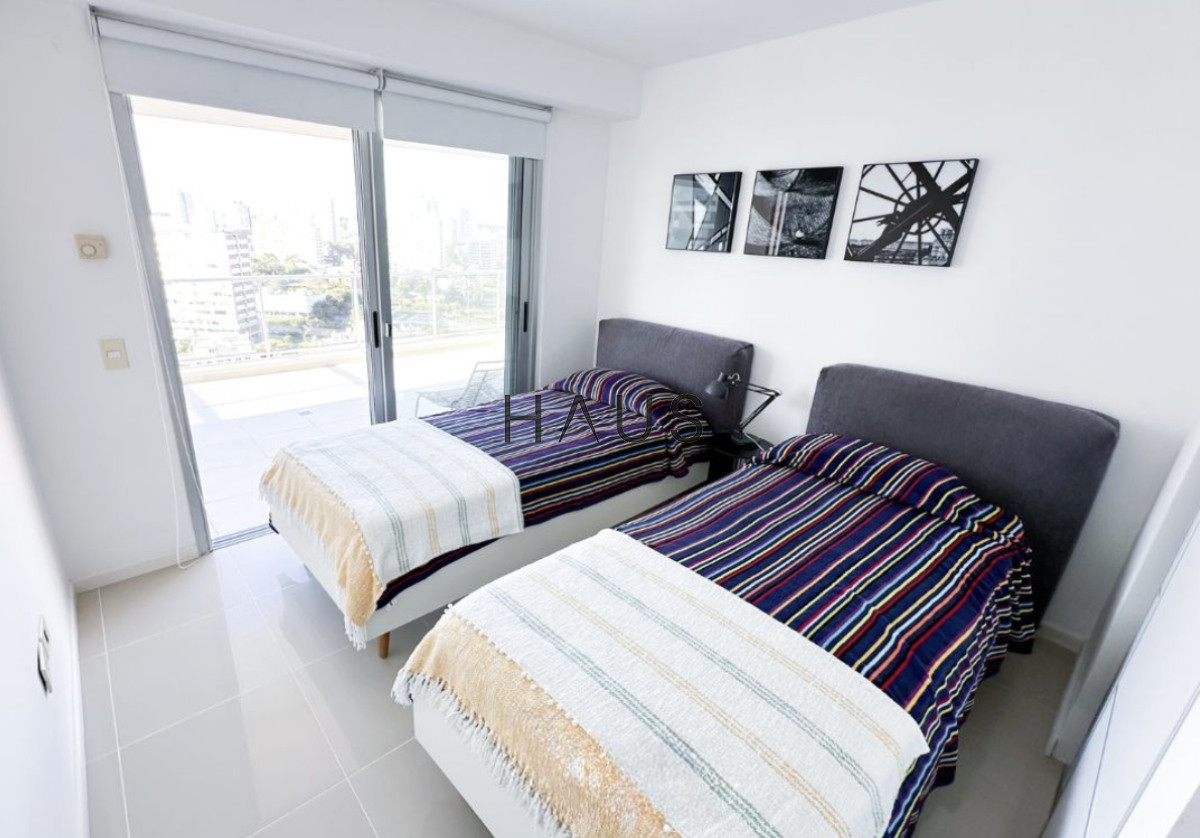 Apartamento ID.820 - Venta, Penhouse de 3 dormitorios en Punta del Este