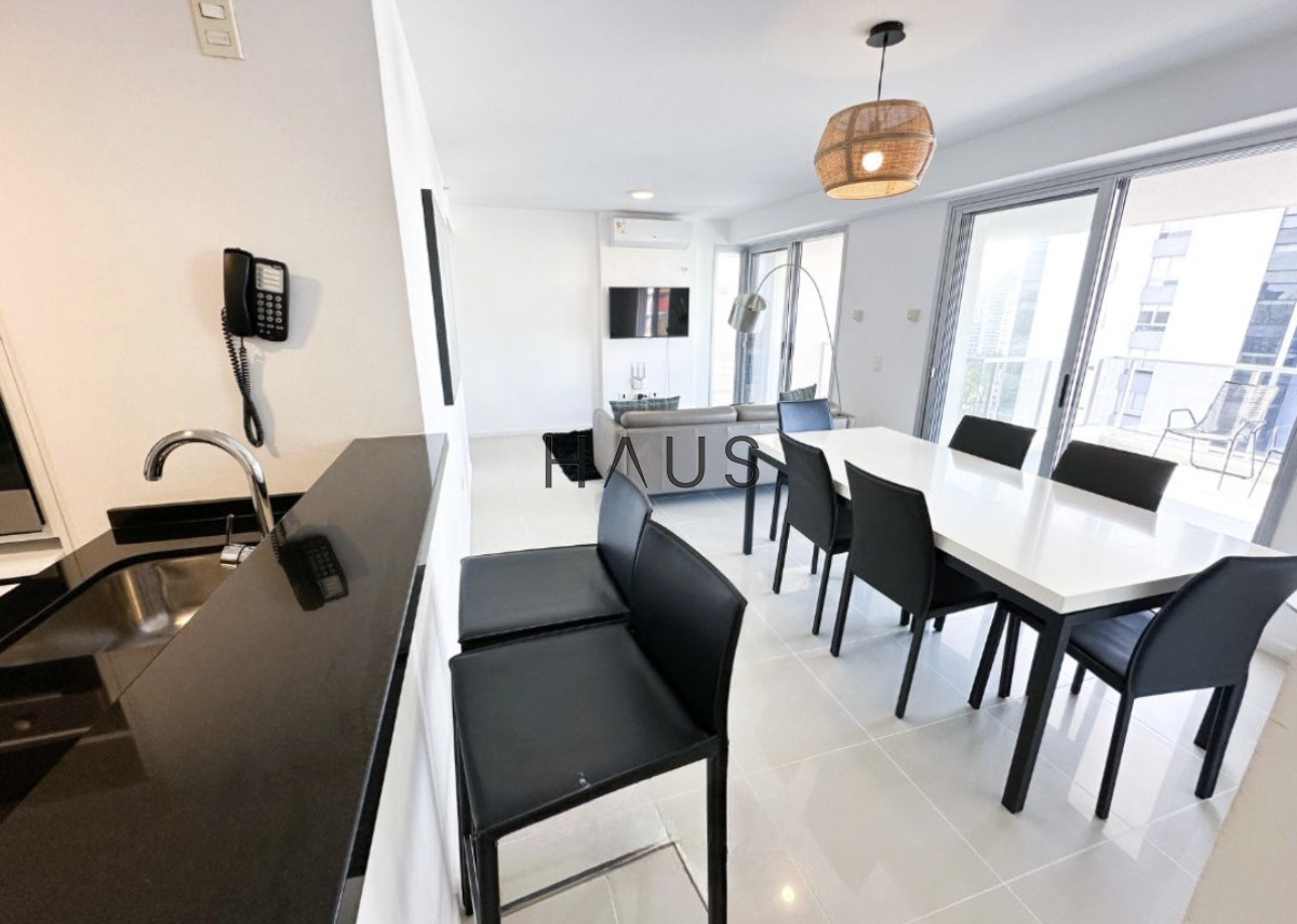 Apartamento ID.820 - Venta, Penhouse de 3 dormitorios en Punta del Este