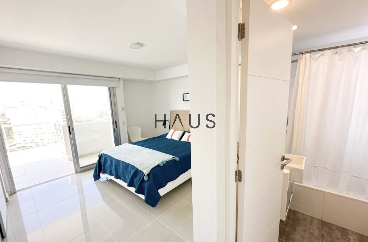 Apartamento ID.820 - Venta, Penhouse de 3 dormitorios en Punta del Este