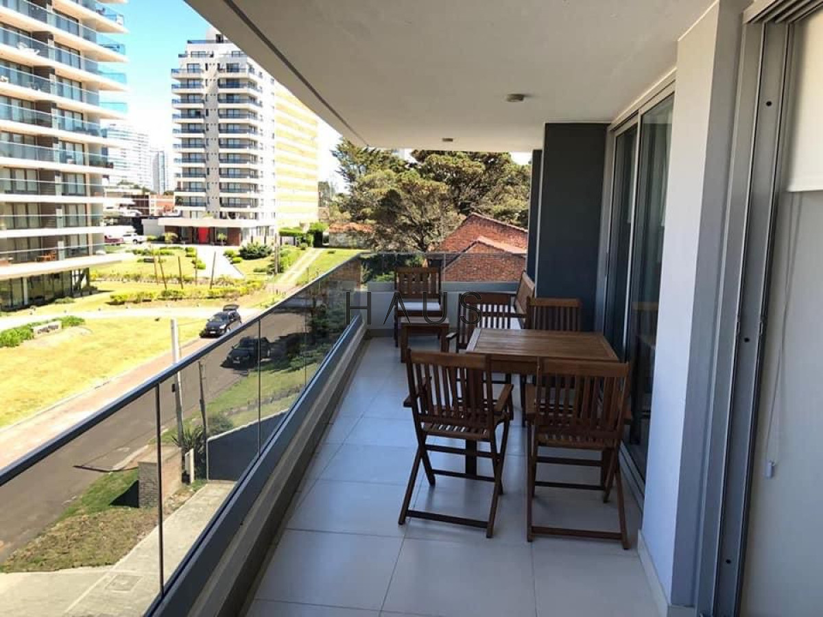 Apartamento ID.818 - Apartamento en venta 3 dormitorios en Punta Del Este