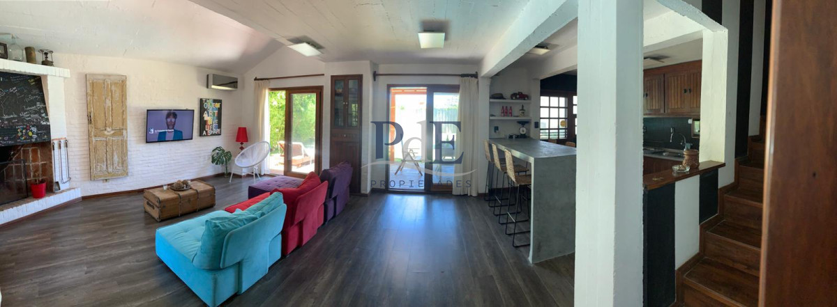 Venta, Casa de 4 dormitorios en Playa Mansa, con piscina y parrillero - Imagen 20