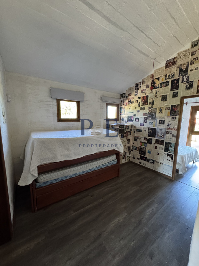 Venta, Casa de 4 dormitorios en Playa Mansa, con piscina y parrillero - Imagen 18