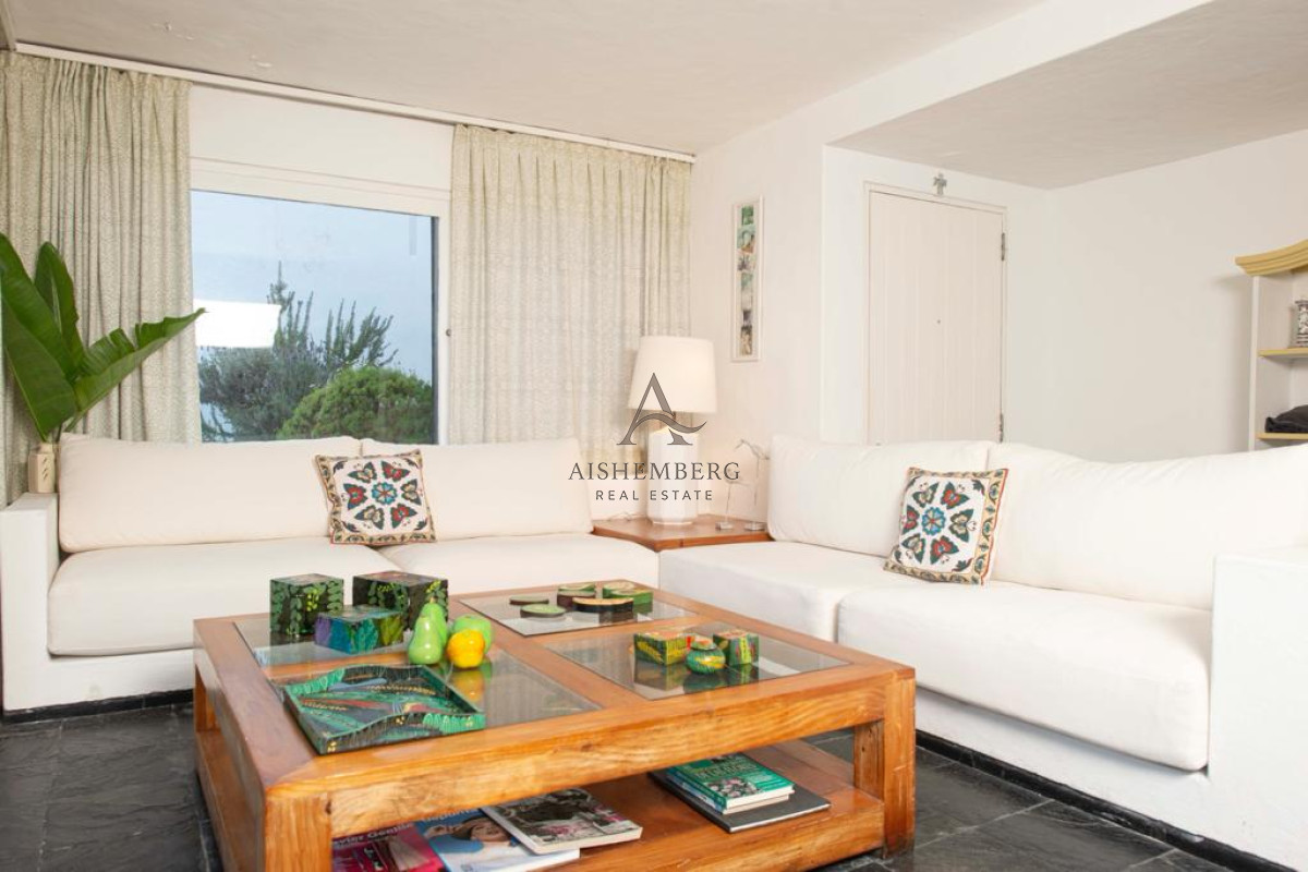 Apartamento ID.5022 - Alquiler de verano apartamento 3 dormitorios en primera  linea playa brava