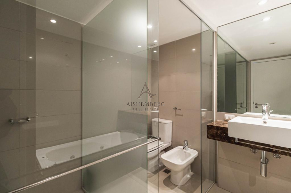 Apartamento ID.4989 - Alquiler de verano apartamento 4 dormitorios en primera fila playa brava