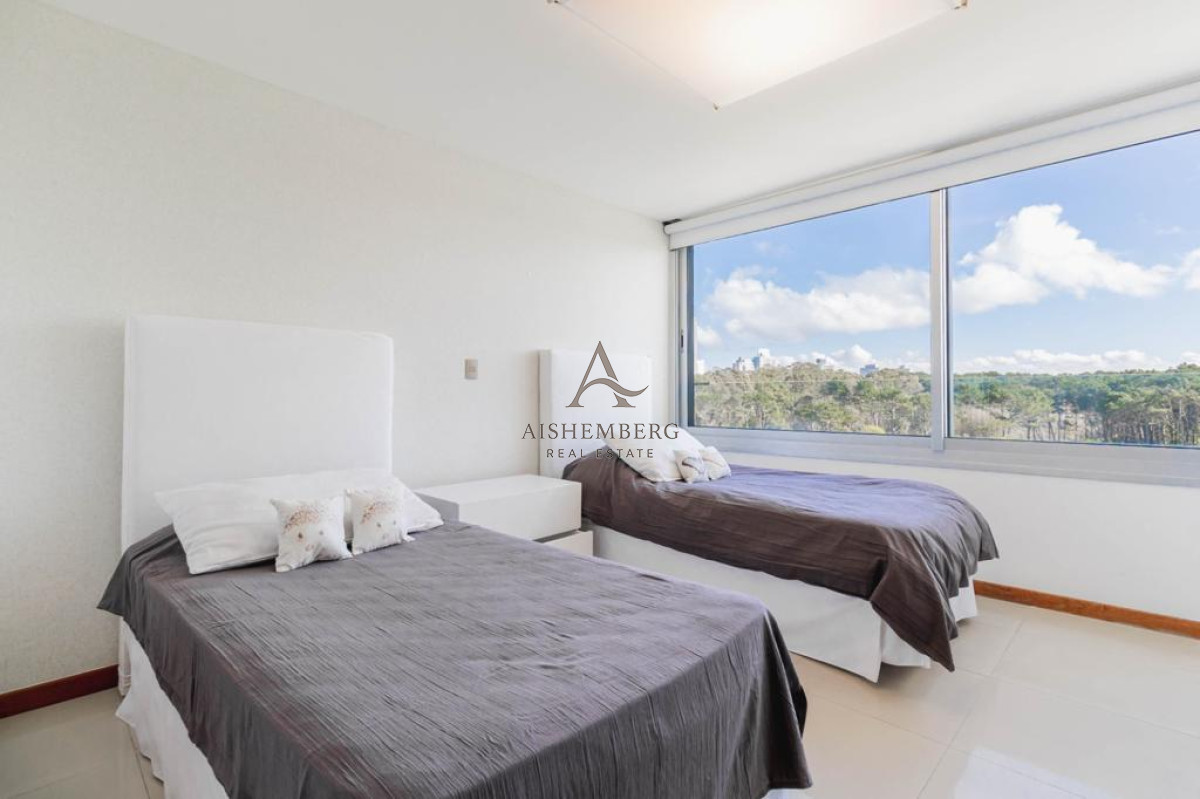 Apartamento ID.4989 - Alquiler de verano apartamento 4 dormitorios en primera fila playa brava