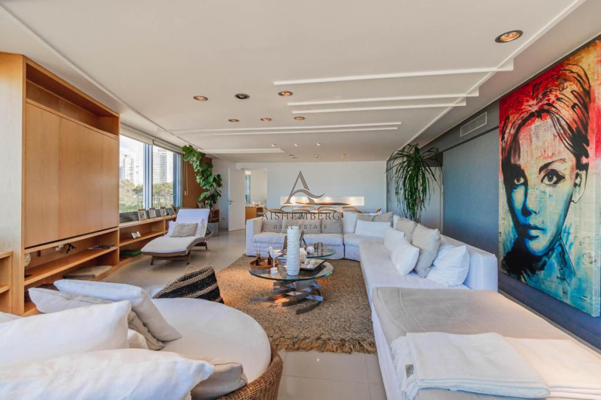 Apartamento ID.4989 - Alquiler de verano apartamento 4 dormitorios en primera fila playa brava