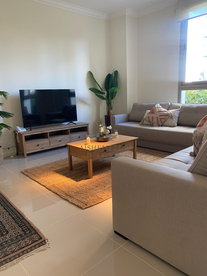 Apartamento ID.4882 - Venta de  Apartamento, con 1 dormitorio, en Playa Brava, con amenities