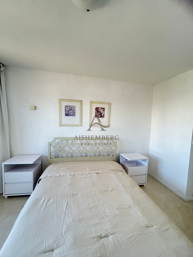 Apartamento ID.4844 - ALQUILER Y VENTA de apartamento 3 dormitorios frente a punta shopping