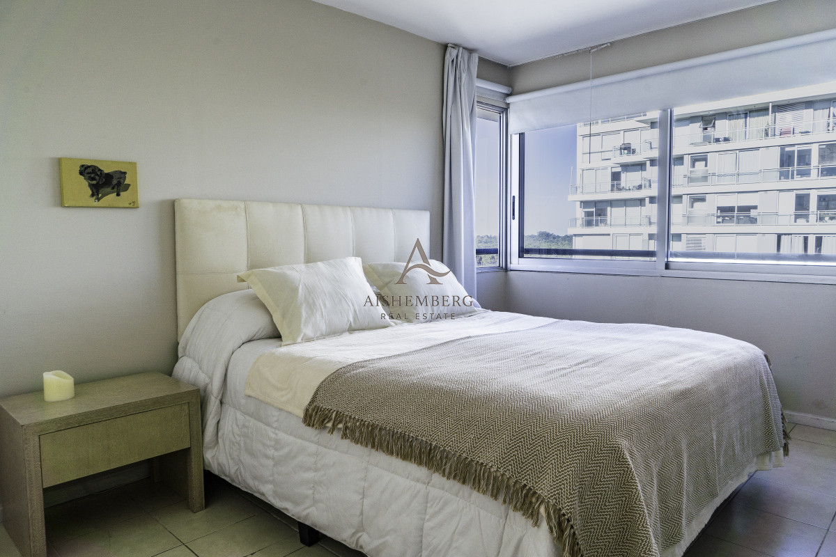 Apartamento ID.4986 - Alquiler de Verano, Apartamento de 3 dormitorios en Punta del Este