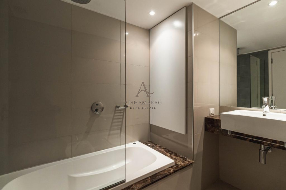 Apartamento ID.4989 - Alquiler de verano apartamento 4 dormitorios en primera fila playa brava