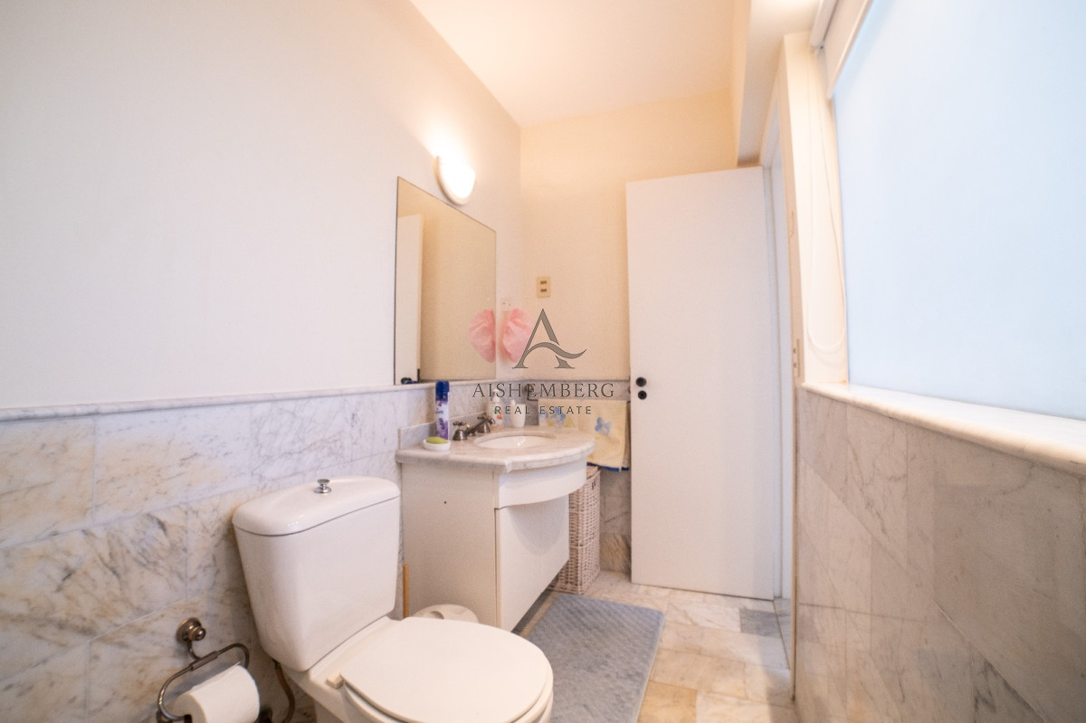 Apartamento ID.4957 - Venta, Penthouse, con 4 dormitorios + dep. servicio en Punta del este, terraza con vista panorámica 