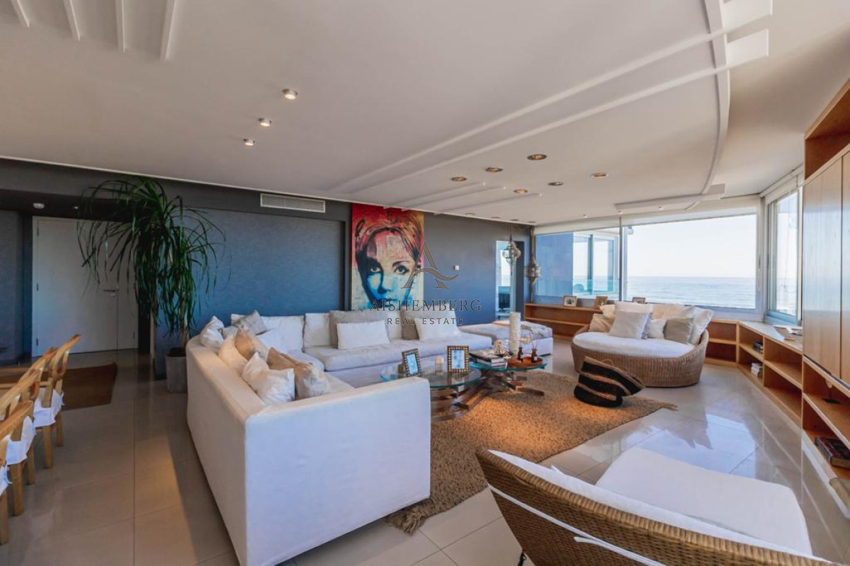 Apartamento ID.4989 - Alquiler de verano apartamento 4 dormitorios en primera fila playa brava