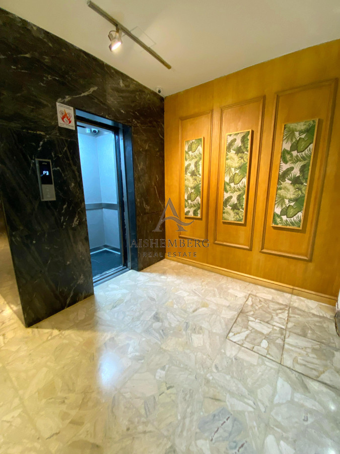 Apartamento ID.4901 - Venta de Apartamento de 1 dormitorio en Pinínsula de Punta del Este.