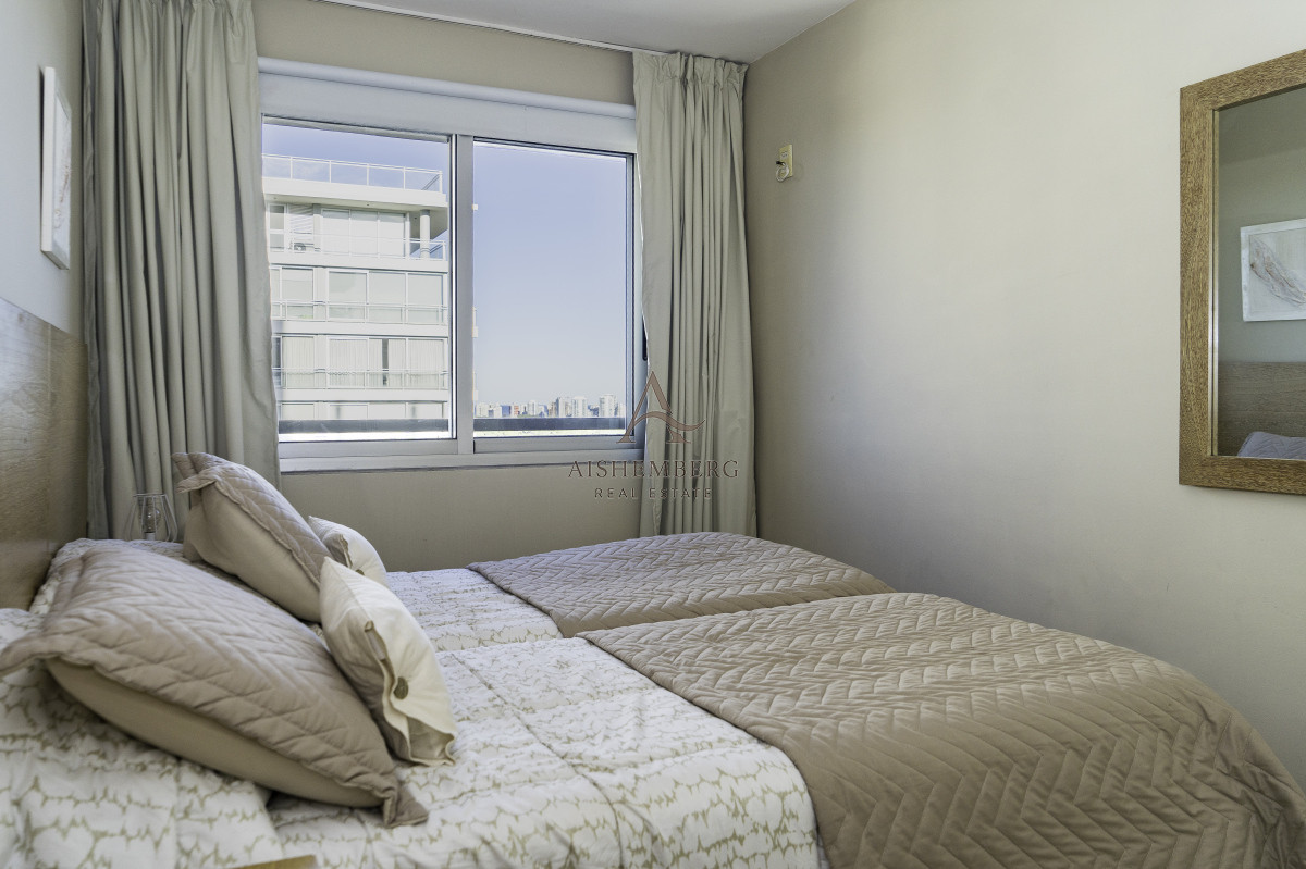 Apartamento ID.4986 - Alquiler de Verano, Apartamento de 3 dormitorios en Punta del Este