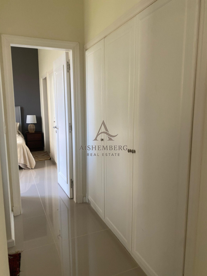 Apartamento ID.4882 - Venta de  Apartamento, con 1 dormitorio, en Playa Brava, con amenities