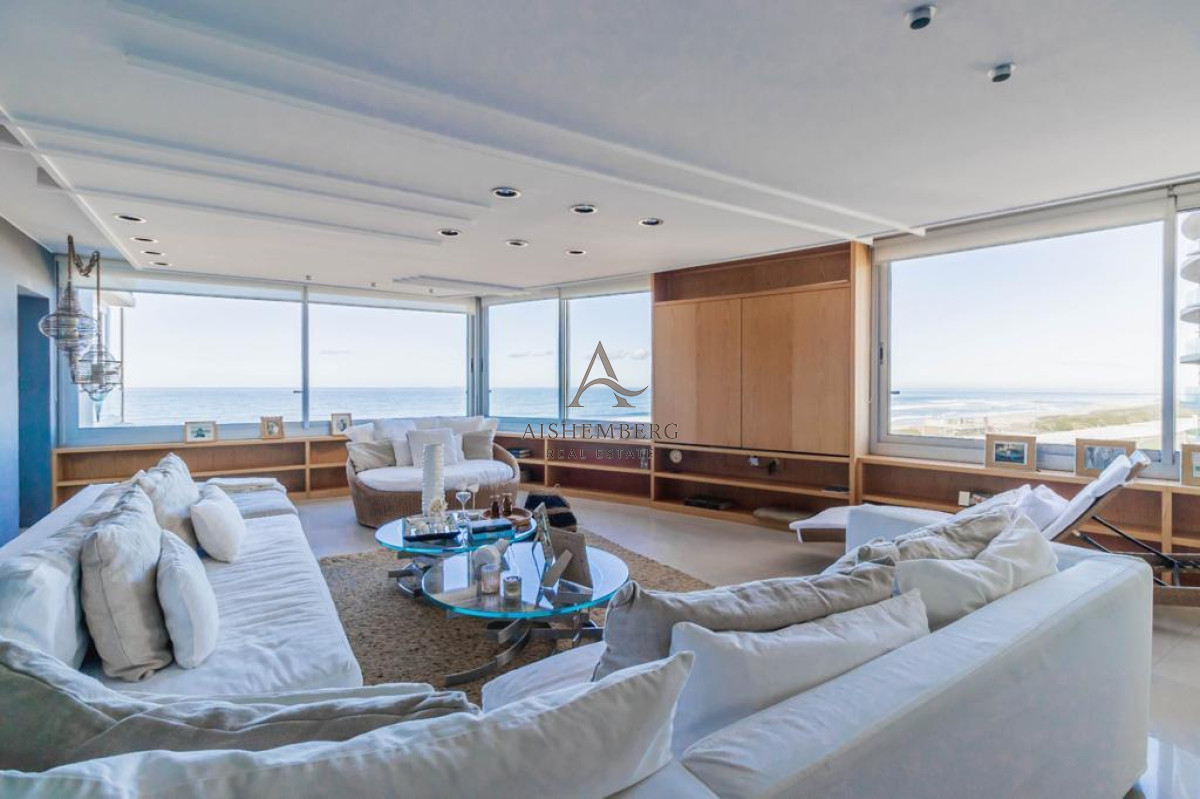 Apartamento ID.4989 - Alquiler de verano apartamento 4 dormitorios en primera fila playa brava