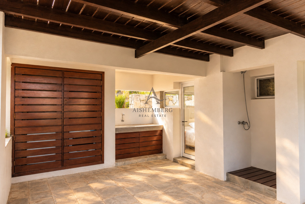 Casa ID.5750 - Exclusiva casa con piscina climatizada en Altos de Punta Piedras El Chorro