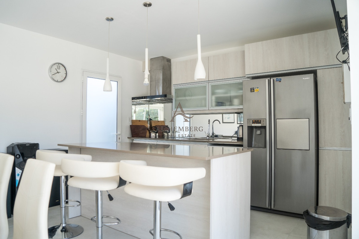 Casa ID.5277 - ALQUILER ANUAL CASA CON PISCINA EN PUNTA DEL ESTE