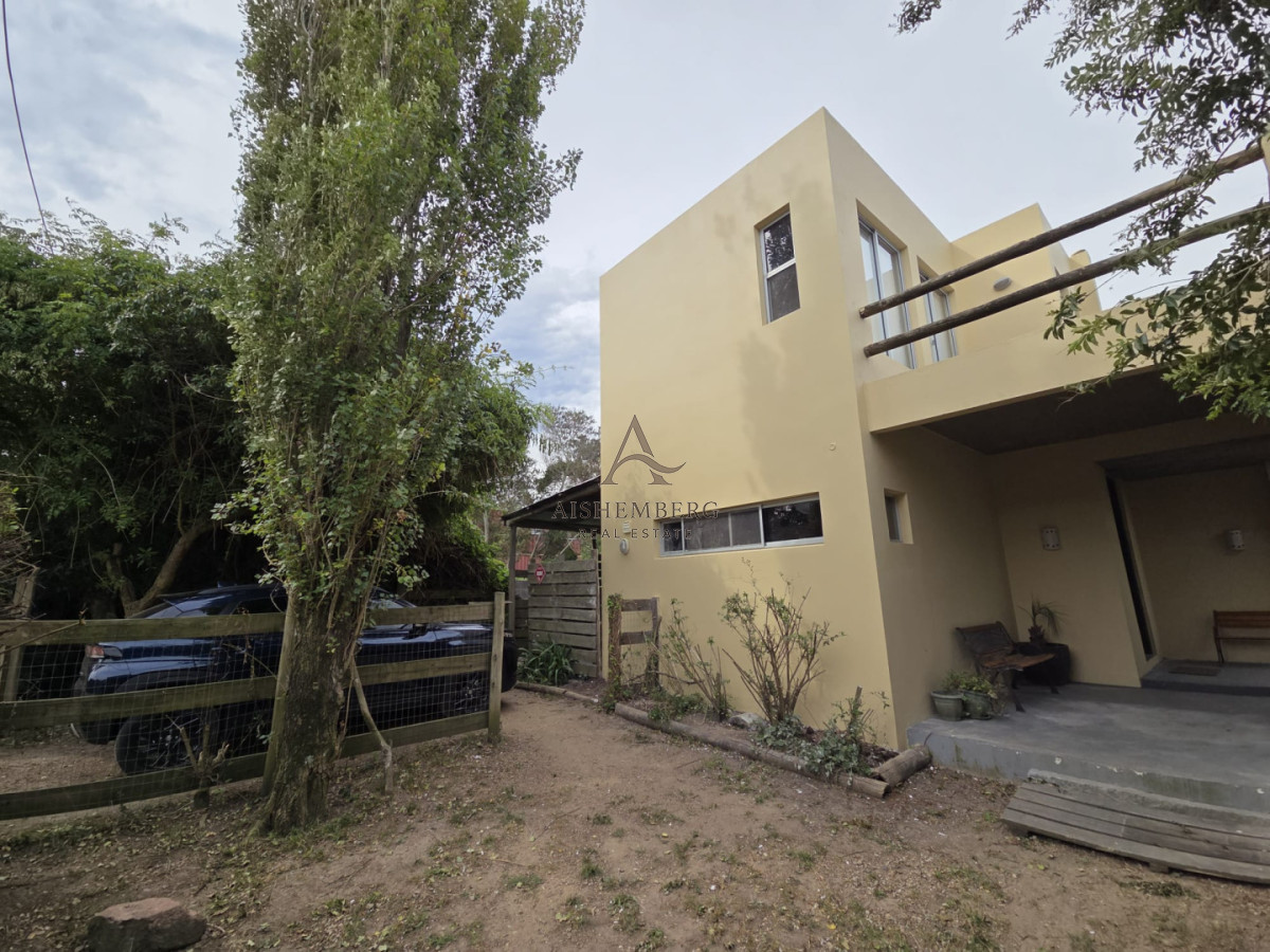 Casa ID.5330 - ALQUILER ANUAL CASA EN ALTOS DE PUNTA PIEDRAS