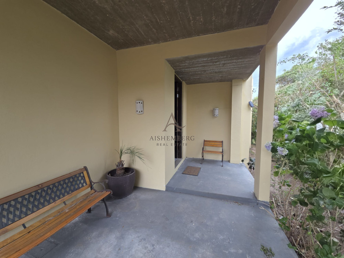 Casa ID.5330 - ALQUILER ANUAL CASA EN ALTOS DE PUNTA PIEDRAS