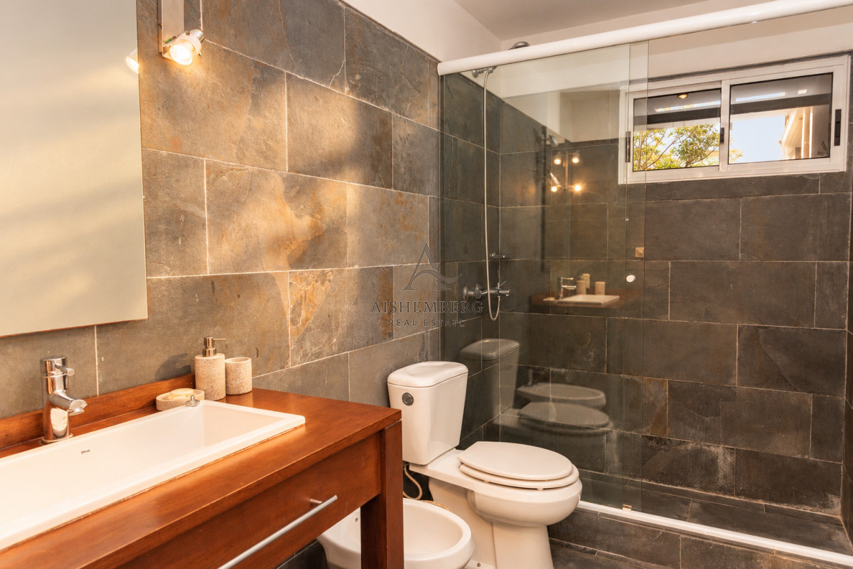 Casa ID.5750 - Exclusiva casa con piscina climatizada en Altos de Punta Piedras El Chorro