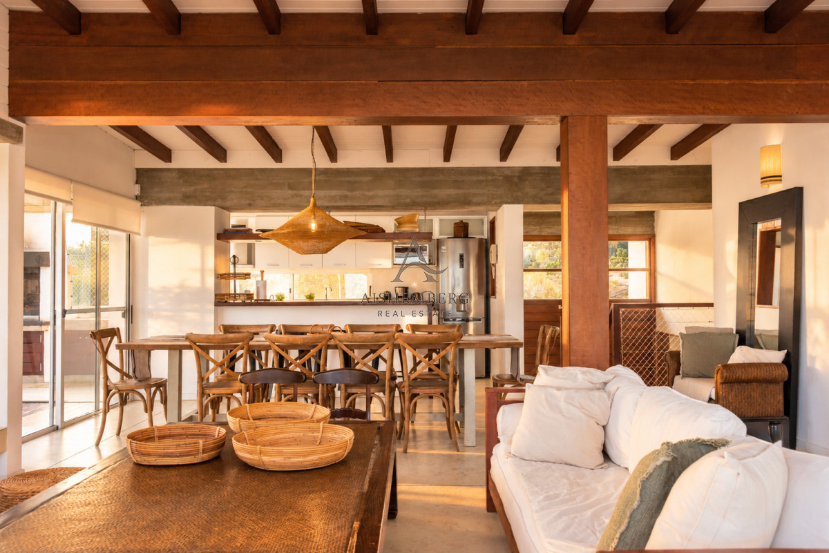 Casa ID.5750 - Exclusiva casa con piscina climatizada en Altos de Punta Piedras El Chorro