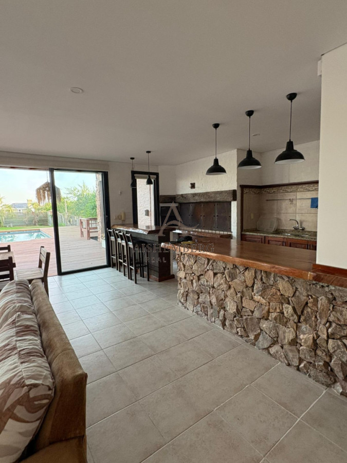 Casa ID.5233 - Alquier temporal de Casa con piscina en Montoya