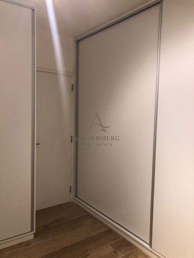 Casa ID.5754 - Casa de diseño en Colinas de Carrasco 4 dormitorios, gran terreno y terraza con parrillero