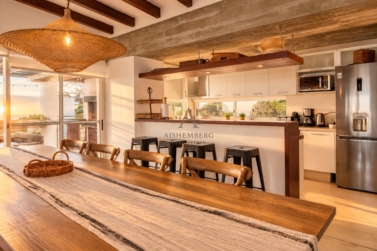 Casa ID.5750 - Exclusiva casa con piscina climatizada en Altos de Punta Piedras El Chorro