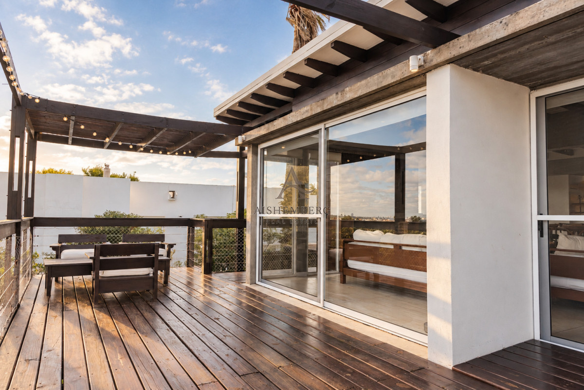 Casa ID.5750 - Exclusiva casa con piscina climatizada en Altos de Punta Piedras El Chorro