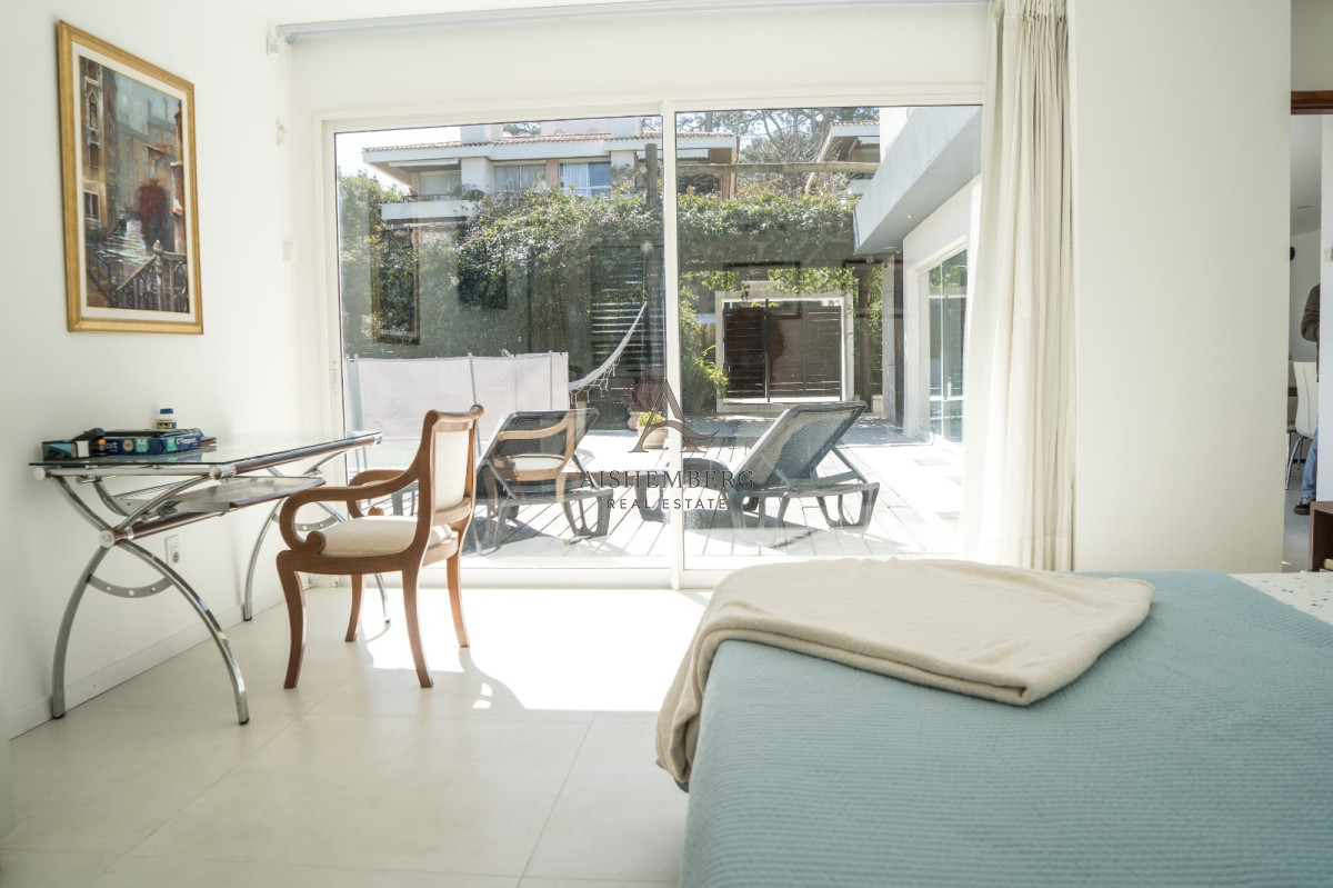 Casa ID.5277 - ALQUILER ANUAL CASA CON PISCINA EN PUNTA DEL ESTE