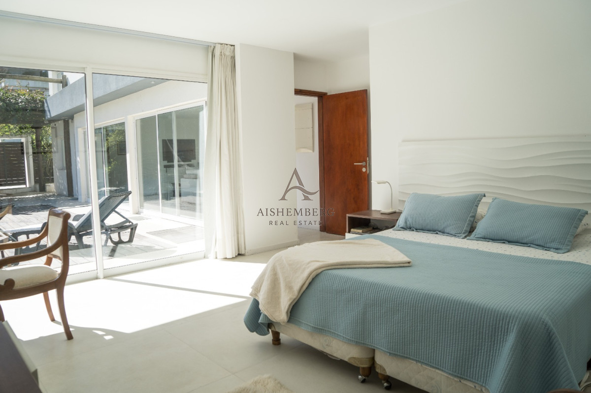 Casa ID.5277 - ALQUILER ANUAL CASA CON PISCINA EN PUNTA DEL ESTE