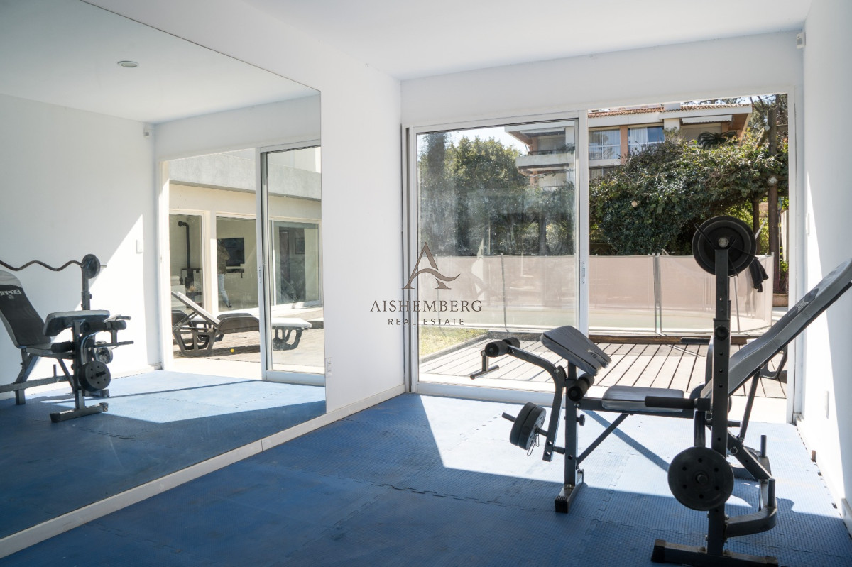 Casa ID.5277 - ALQUILER ANUAL CASA CON PISCINA EN PUNTA DEL ESTE