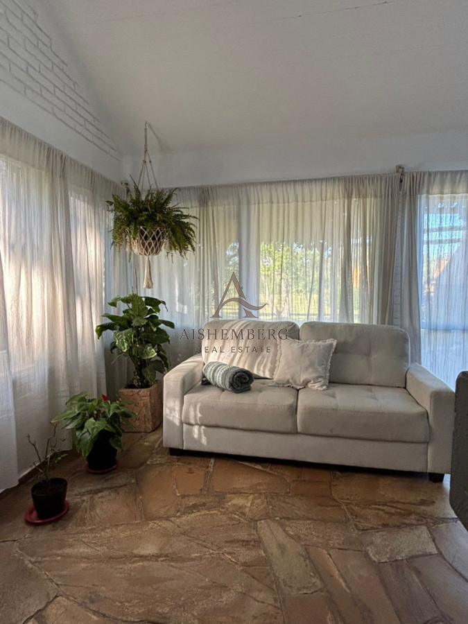 Casa ID.5389 - CASA EN ALQUILAR ANUAL EN PUNTA BALLENA