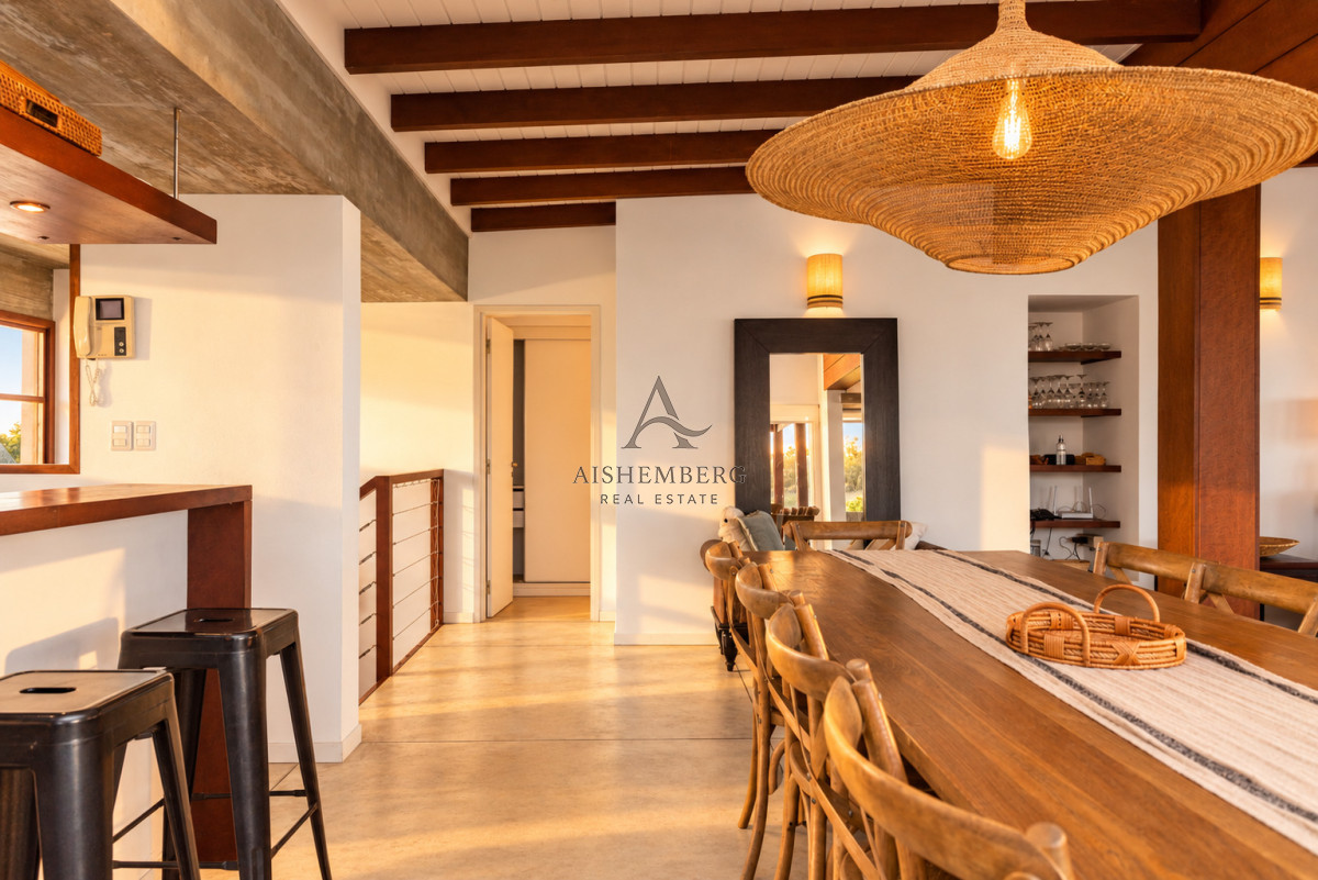 Casa ID.5750 - Exclusiva casa con piscina climatizada en Altos de Punta Piedras El Chorro