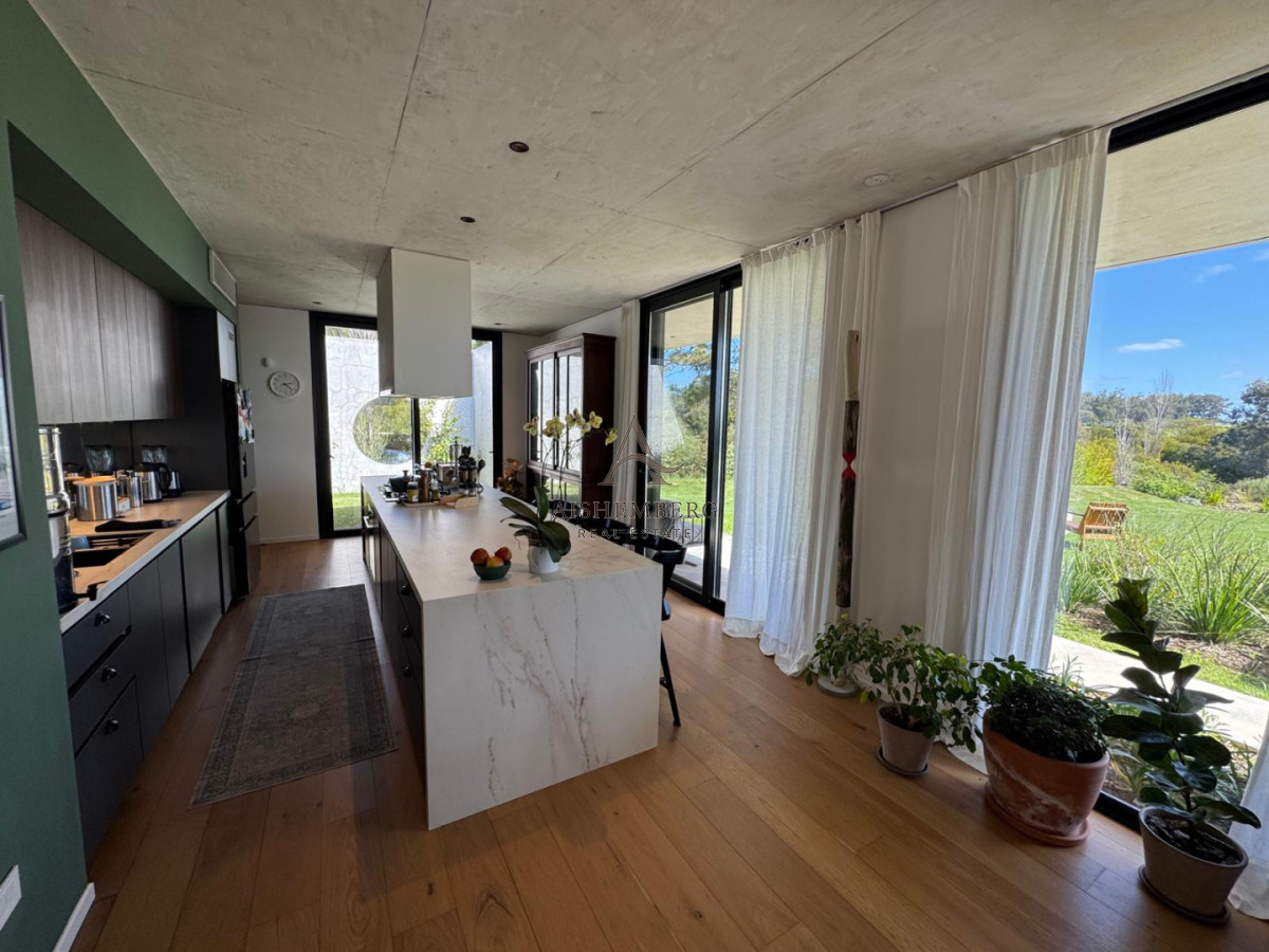 Casa ID.5196 - Alquiler de verano, Casa principal de 3 dormitorios + 2 dormitorios es Pueblo Mío, Manantiales