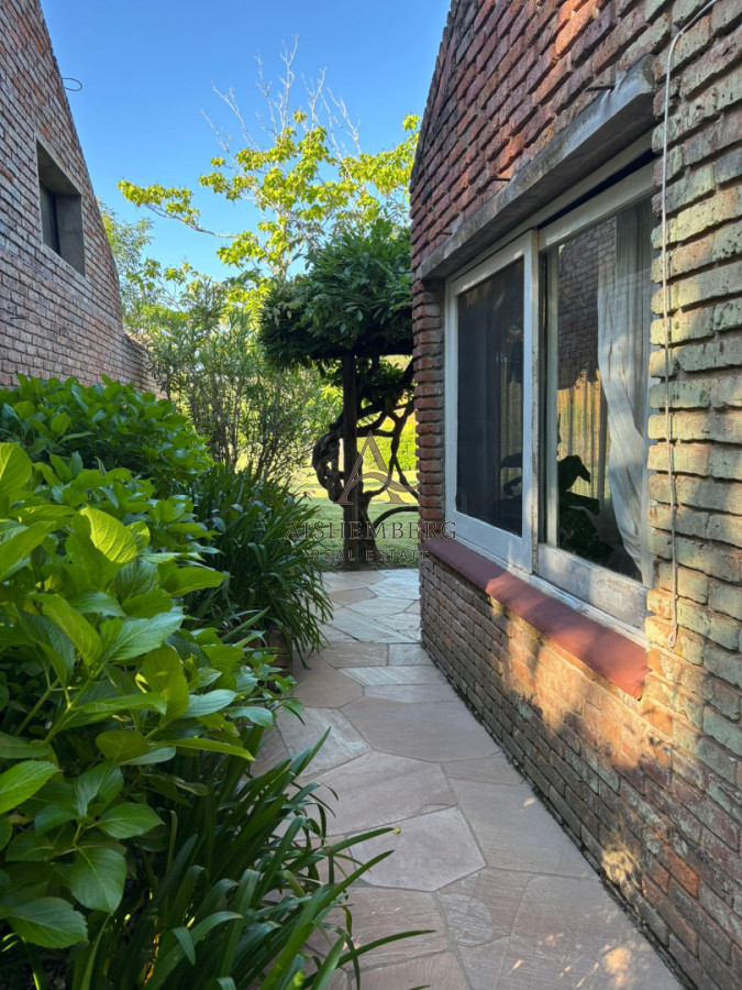 Casa ID.5389 - CASA EN ALQUILAR ANUAL EN PUNTA BALLENA