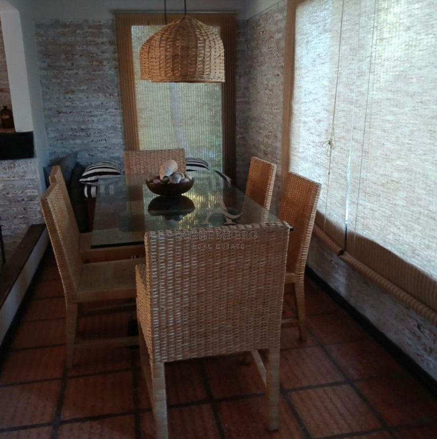 Casa ID.5401 - Casa en Alquiler en Montoya 2 dormitorios