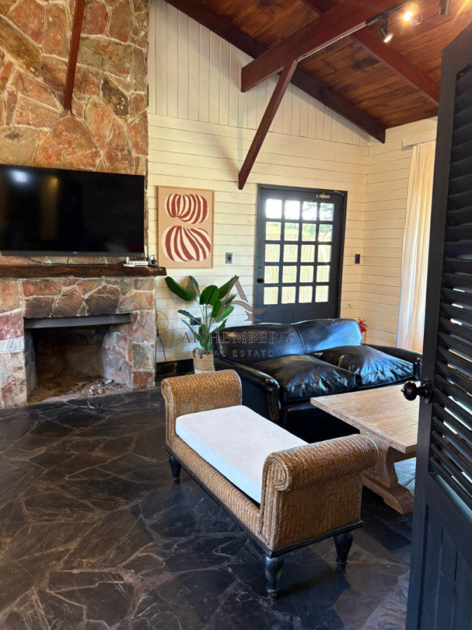 Casa ID.5451 - Casa en alquiler anual con piscina 