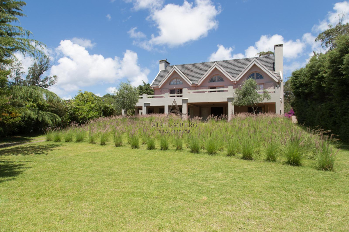 Casa ID.5050 - Alquiler de verano, Casa de 5 dormitorios en San Rafael, Punta del Este