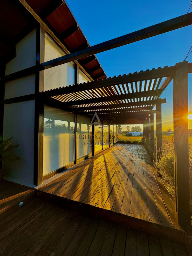 Casa ID.5590 - Casa en Venta en El Quijote Punta del Este