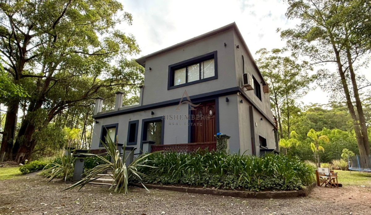 Casa ID.5601 - VENTA CASA 4000m DE TERRENO DE BOSQUE PUNTA BALLENA SOLANAS