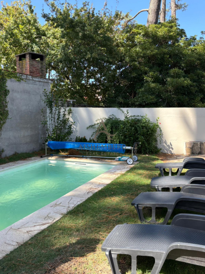 Casa ID.5451 - Casa en alquiler anual con piscina 