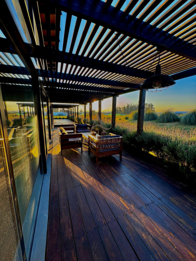 Casa ID.5590 - Casa en Venta en El Quijote Punta del Este