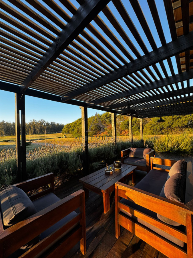Casa ID.5590 - Casa en Venta en El Quijote Punta del Este