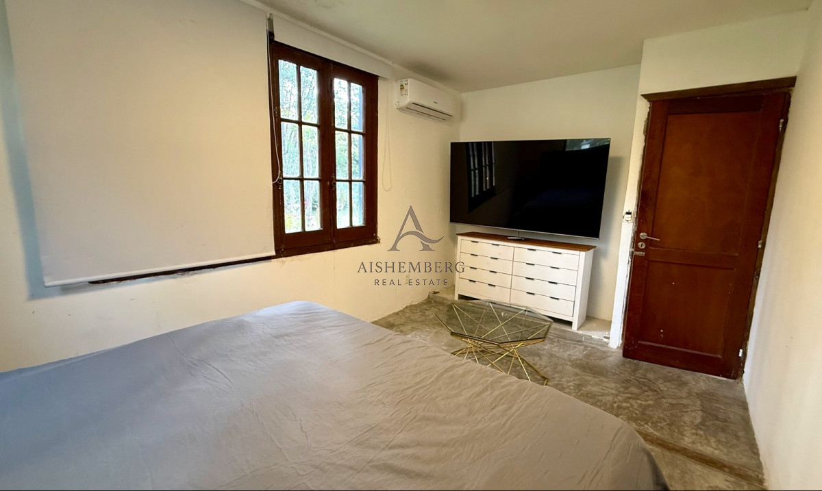 Casa ID.5601 - VENTA CASA 4000m DE TERRENO DE BOSQUE PUNTA BALLENA SOLANAS