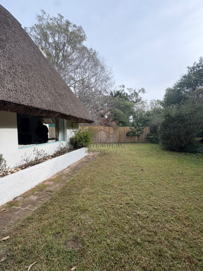Casa ID.5614 - VENTA CASA TECHO QUINCHO TRADICIONAL EN EL TESORO