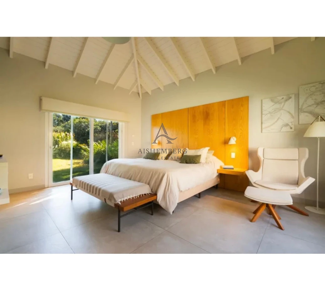 Casa ID.5589 - CASA UNICA EN BARRIO PRIVADO PUNTA DEL ESTE